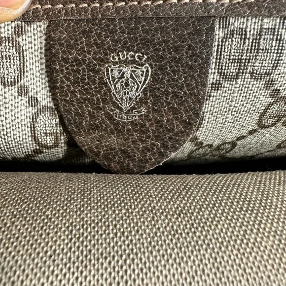 Vintage Gucci Handbag - Picture 8 of 9